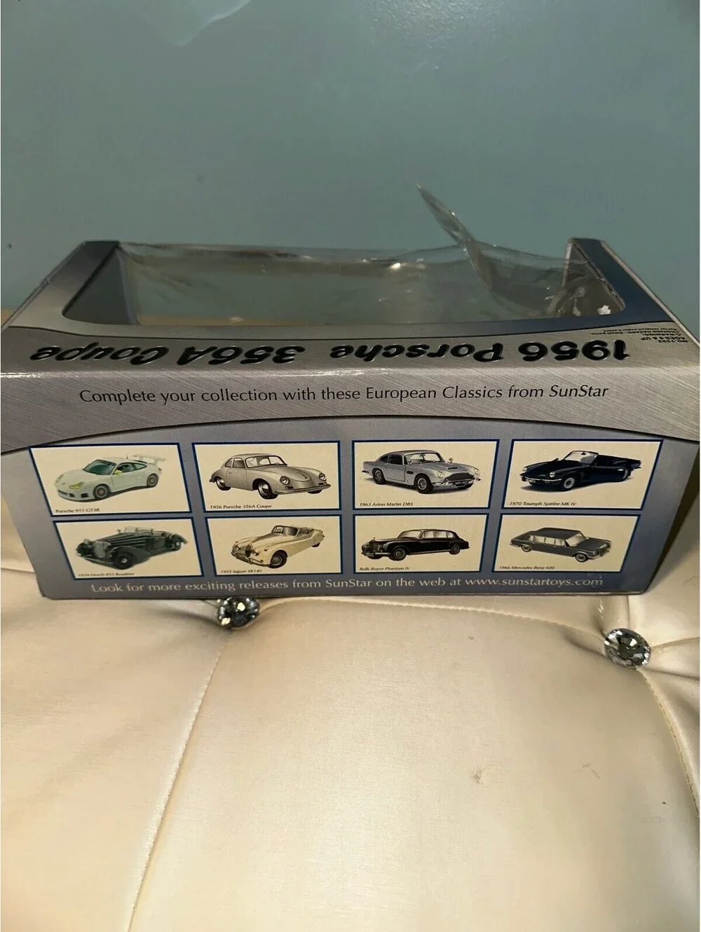 Sunstar 1:18 Scale 1956 Porsche 356A Coupe Die-Cast Model